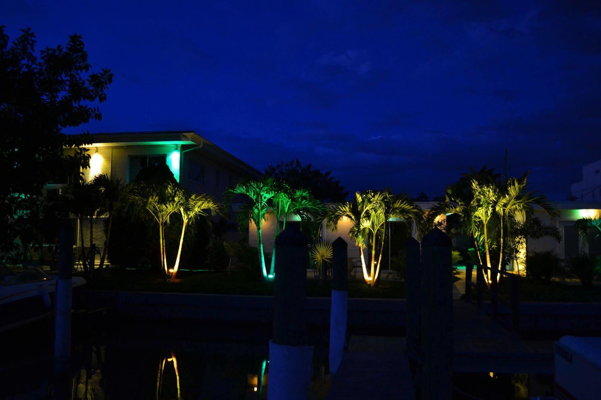 Sta N Pla Motel Clearwater Beach Exterior photo