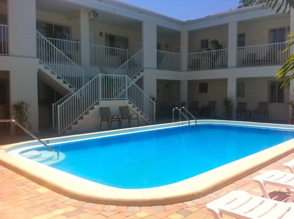 Sta N Pla Motel Clearwater Beach Exterior photo